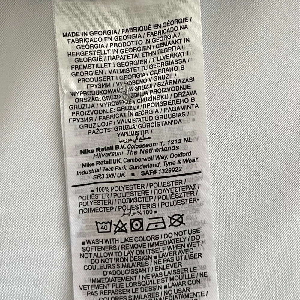 NIKE Men’s Navy Athletic Shorts Size Small - Picture 7 of 7